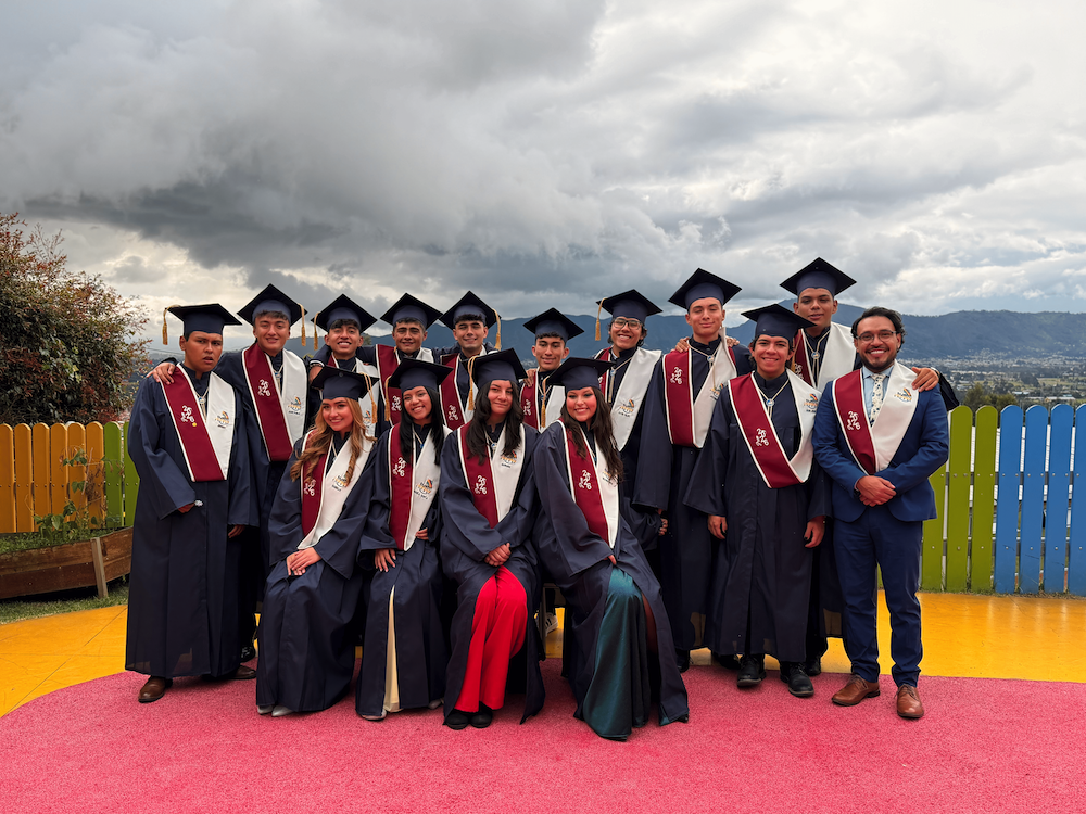Graduación de estudiantes del Colegio Calatrava